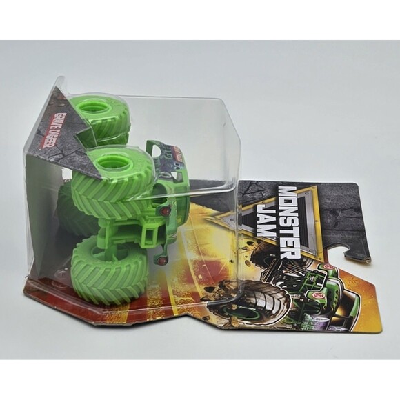 Spin Master Monster Jam Grave Digger 2025 Series 1 Neon Green 1:64 Diecast Truck - Picture 3 of 8